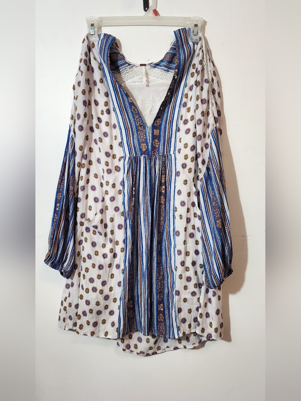 Free People White and Blue Boho V-Neck Tunic